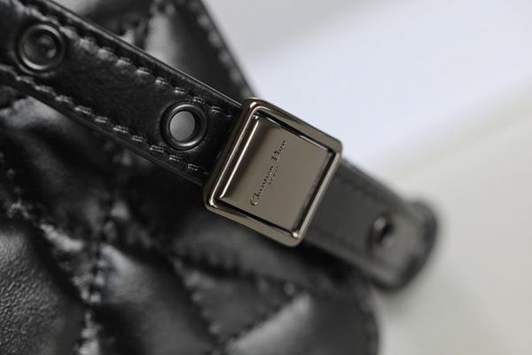 modal image 14