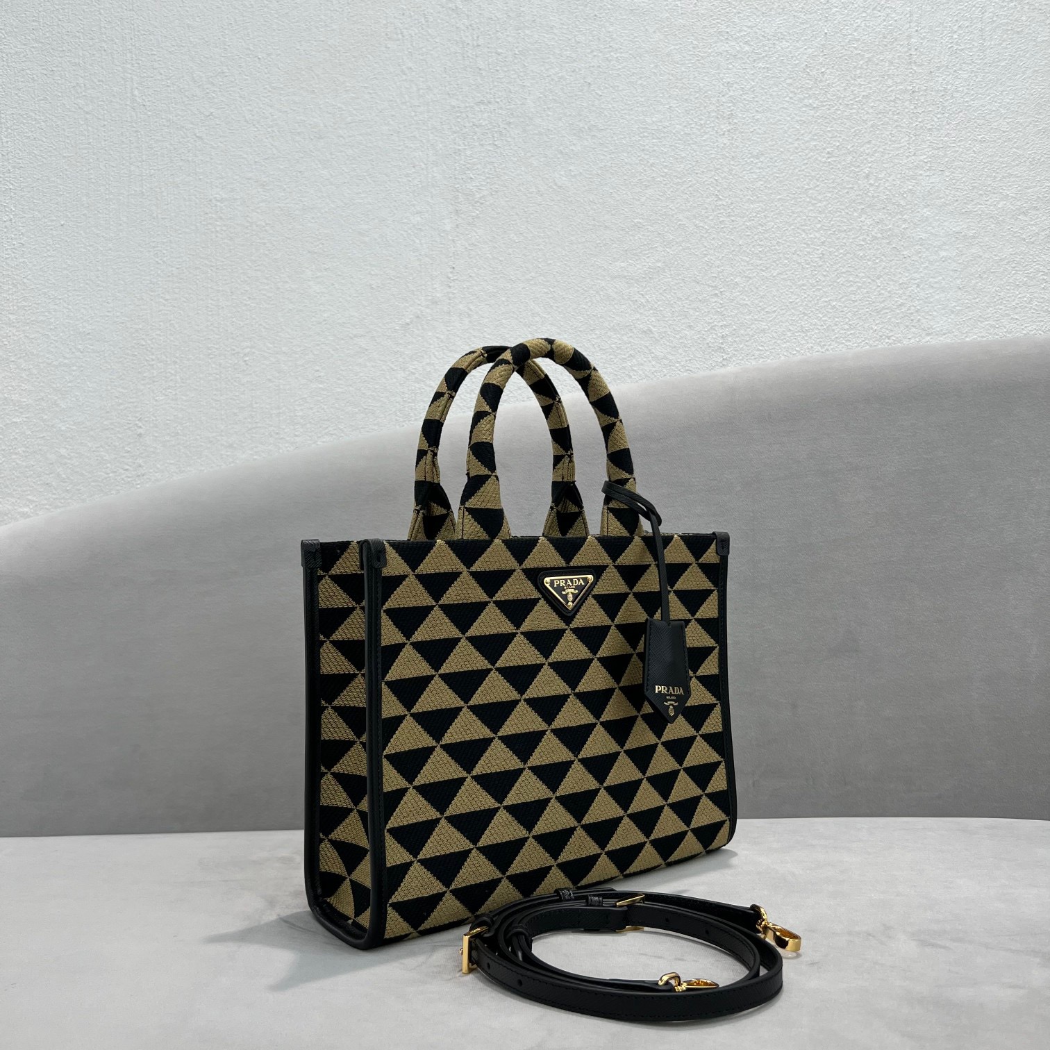 modal image 12