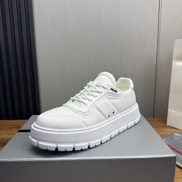 [ Prada ] 프라다 플랫폼 스니커즈