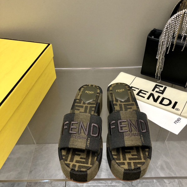 [ Fendi ] 펜디 선샤인 패브릭 통굽 슬라이드
