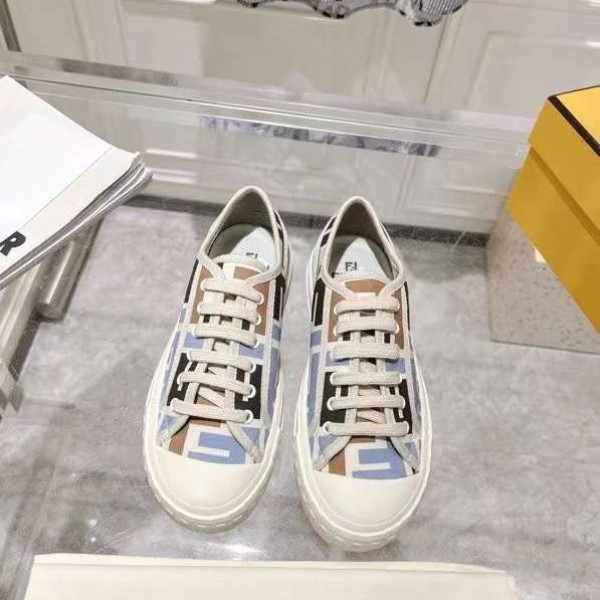 [Fendi] 펜디 도미노 캔버스 로우탑 스니커즈