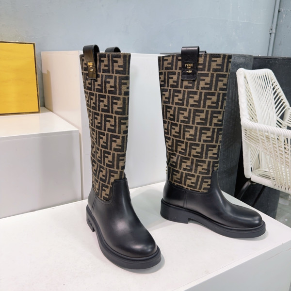 [ Fendi ] 펜디 가죽 롱 부츠