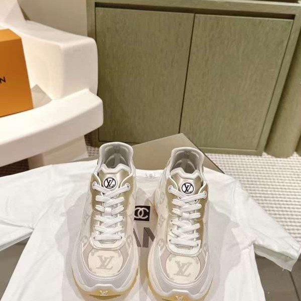 [ LV ] 런 55 스니커즈