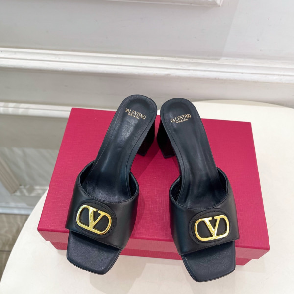 [ Valentino ] 발렌티노 가라바니 브이로고 슬라이드 샌들
