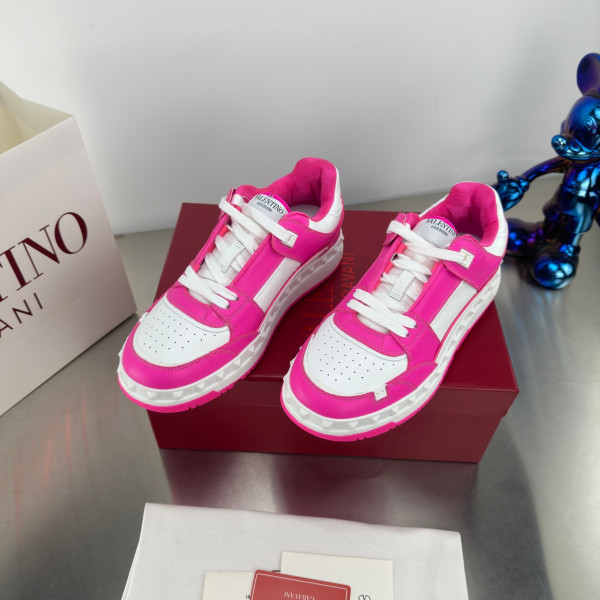 [ Valentino ] 발렌티노 프리도트 로우탑 스니커즈