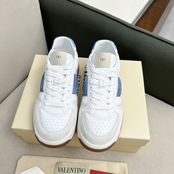 [ Valentino ] 발렌티노 스니커즈