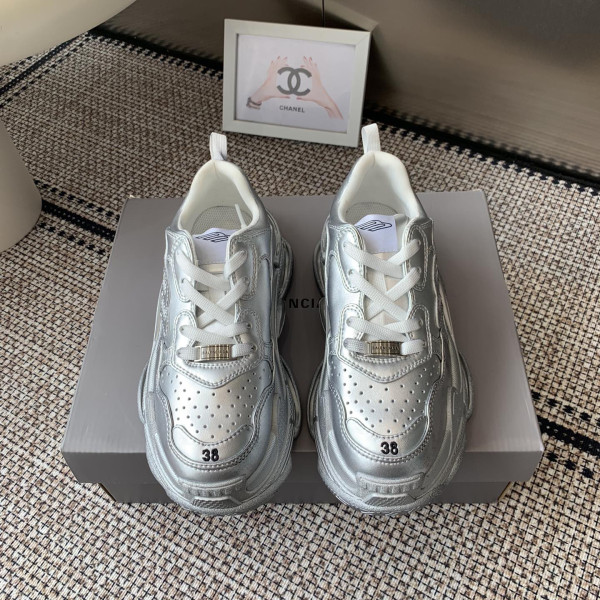 [ Balenciaga ] 발렌시아가 트리플 S 스니커즈