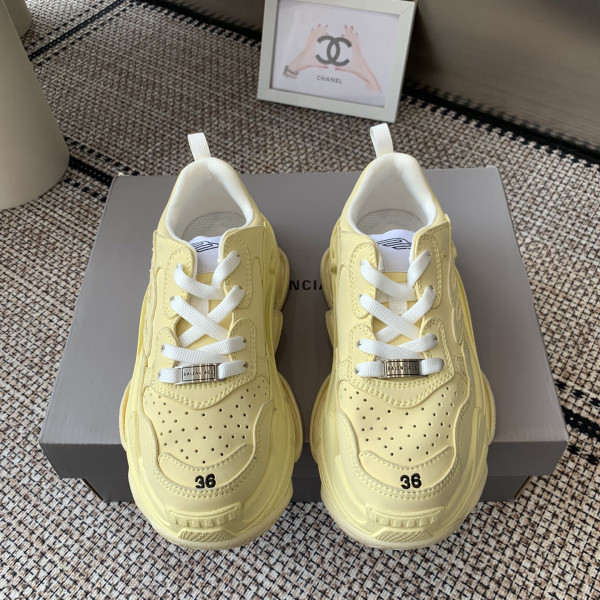 [ Balenciaga ] 발렌시아가 트리플 S 스니커즈