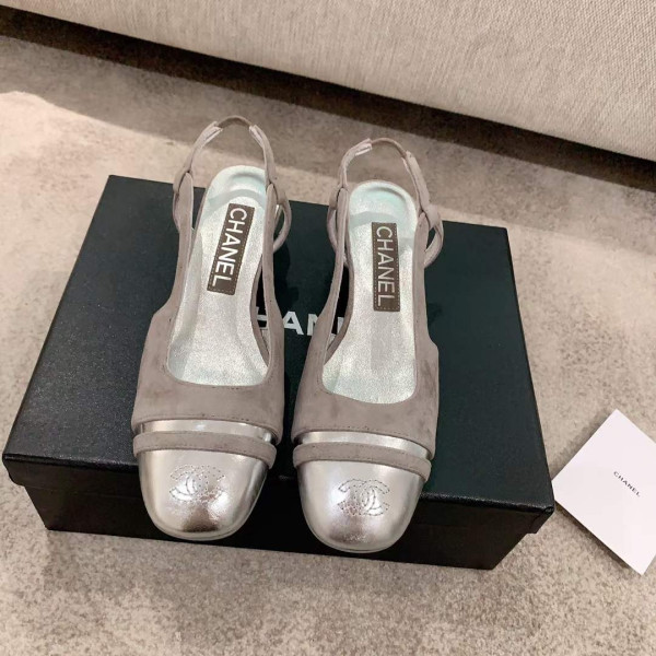 [Chanel] 샤넬 레더 캡토 슬링백 샌들