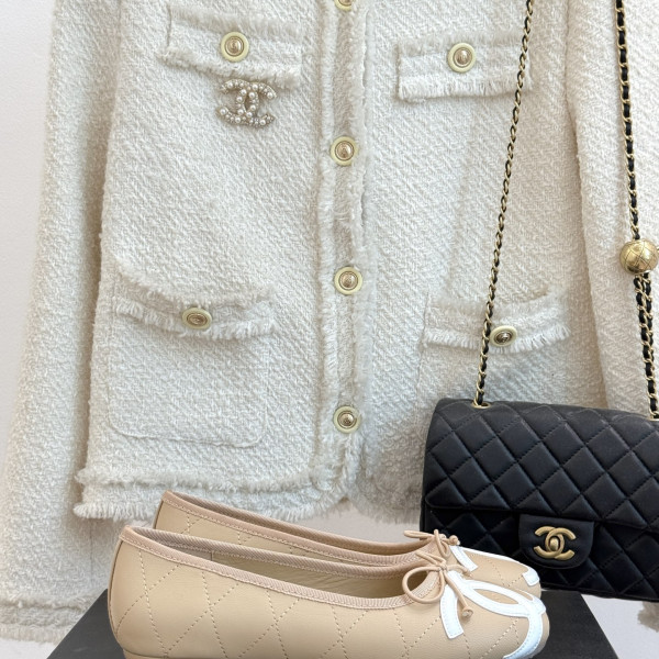 [ Chanel ] 샤넬 깜봉 퀼팅 플랫슈즈