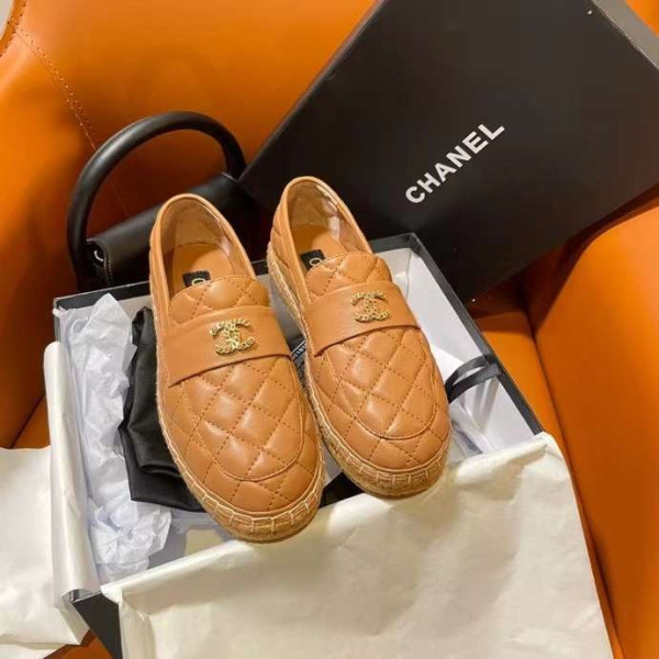 [Chanel] 샤넬 페이턴트 카프스킨