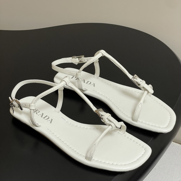 [ Prada ] 프라다 버클 쪼리 샌들