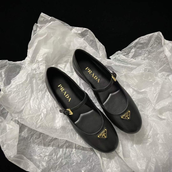 [Prada] 프라다 나파 가죽 발레리나 슈즈