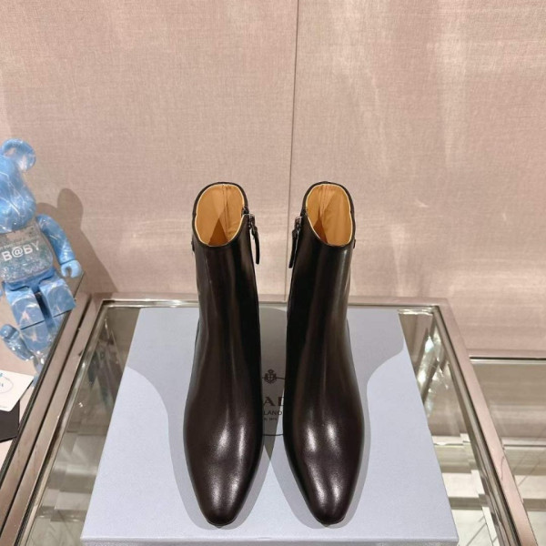 [Prada] 프라다
