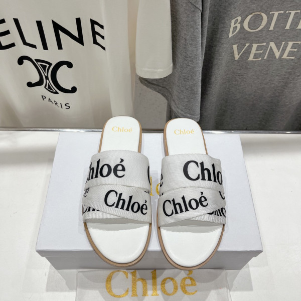 [ Chloe ] 끌로에 우디 슬라이드