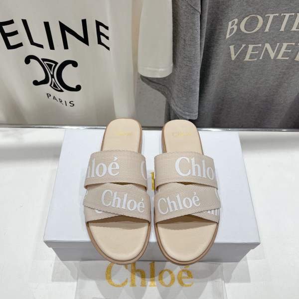 [ Chloe ] 끌로에 우디 슬라이드