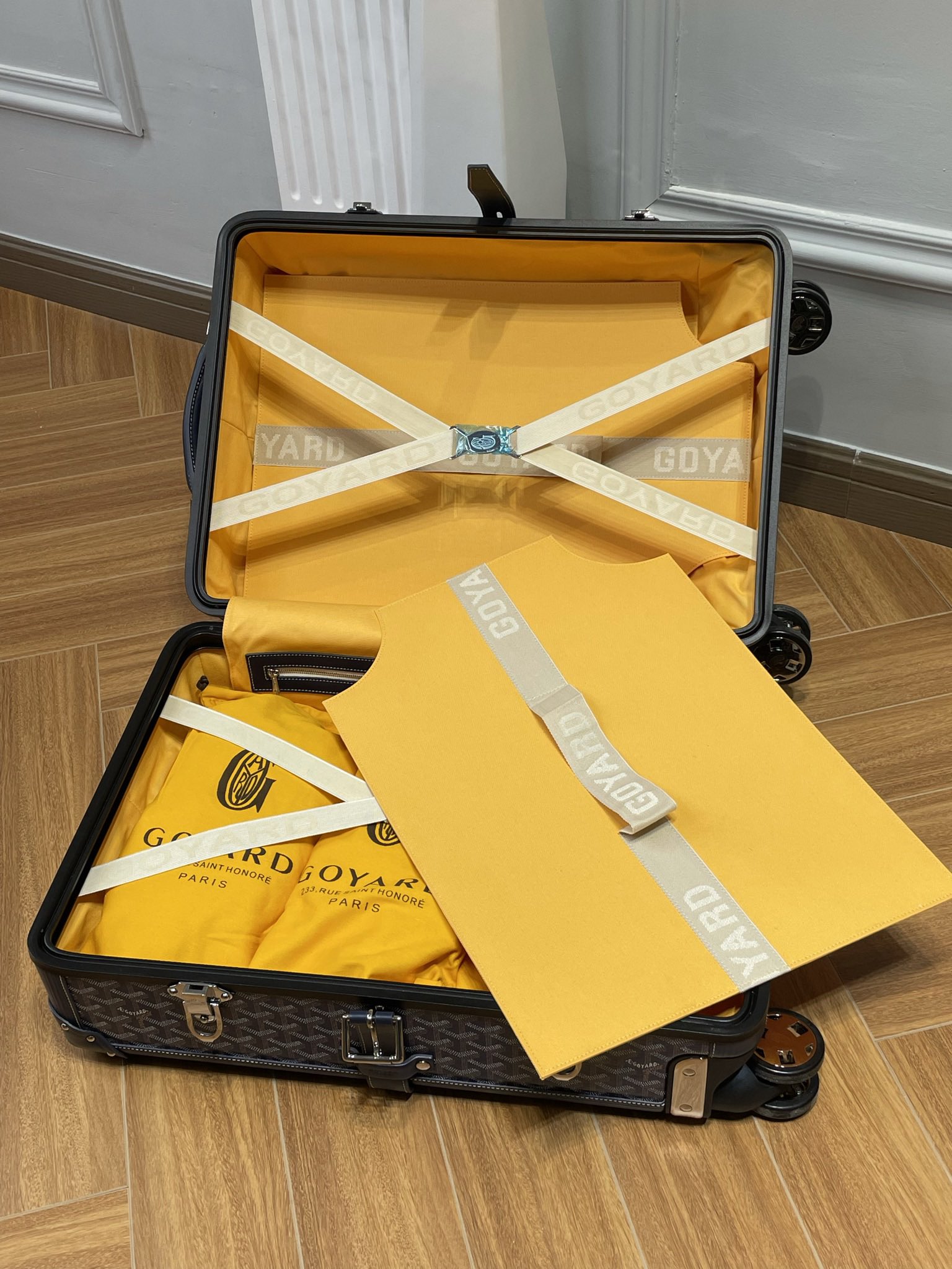 modal image 6