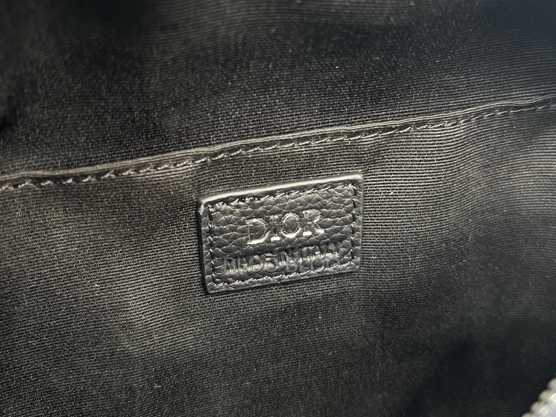 modal image 10