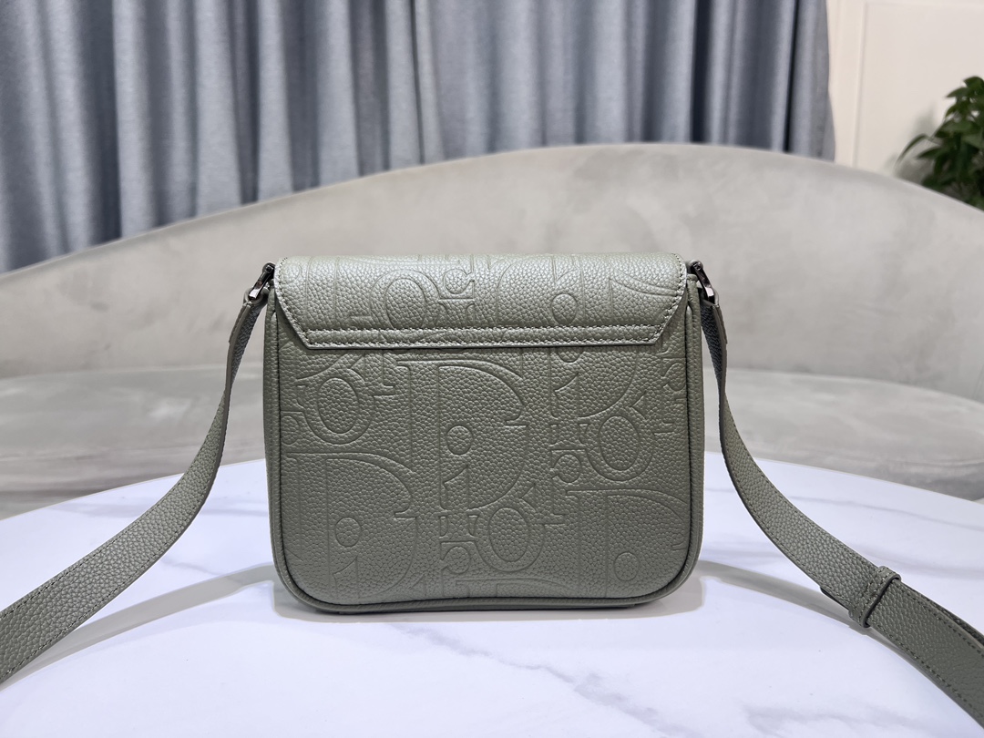 modal image 5