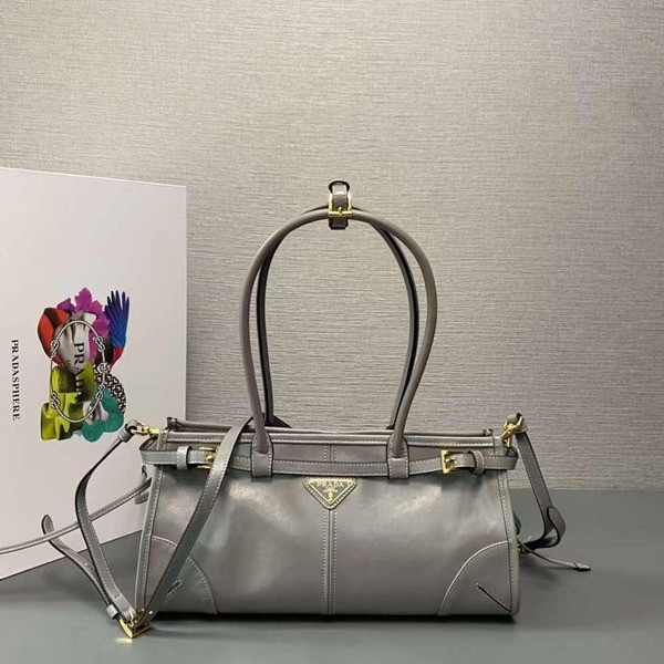 [Prada] 프라다 미디엄 가죽 핸드백