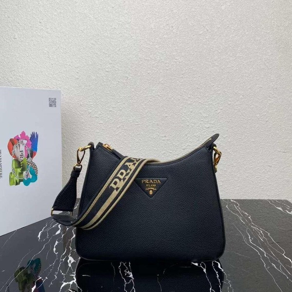 [Prada] 프라다 숄더 스트랩 레더 백