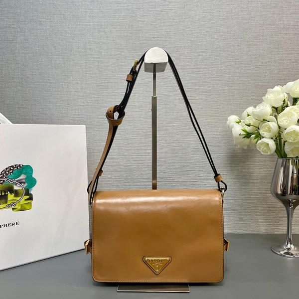 [ Prada ] 프라다 가죽 숄더백
