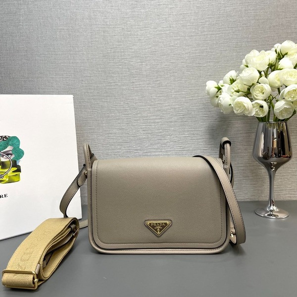 [ Prada ] 프라다 가죽 숄더백