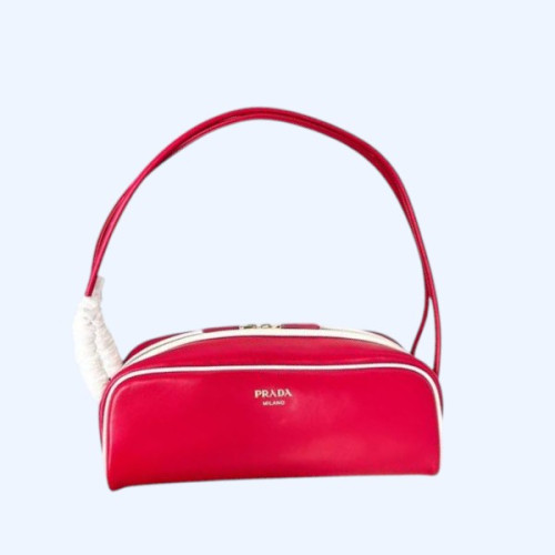 [ Prada ] 프라다 스윙 가죽 숄더백