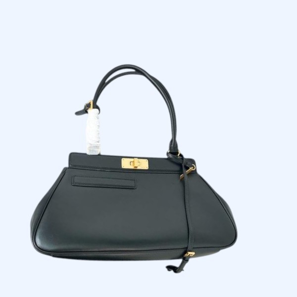 [ Prada ] 프라다 가죽 숄더백