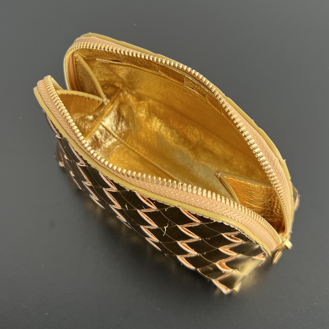 modal image 15