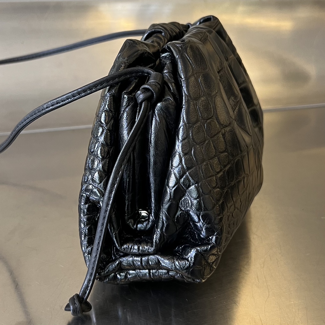 modal image 18