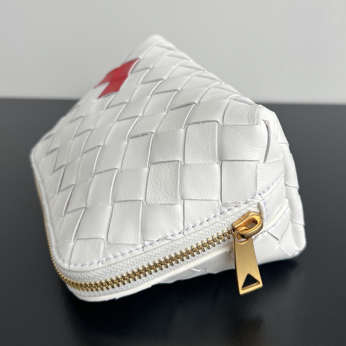 modal image 10