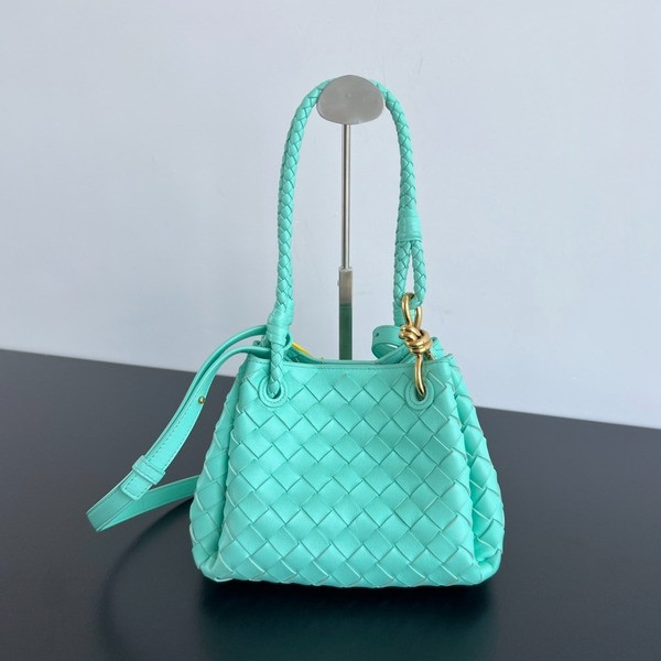 [ Bottega Veneta ] 보테가베네타 파라슈트 스몰