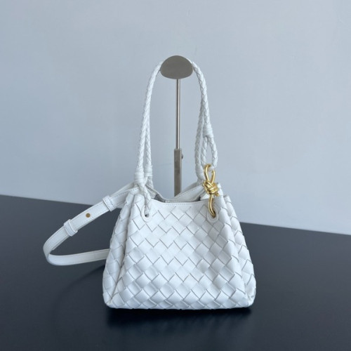 [ Bottega Veneta ] 보테가베네타 파라슈트 스몰