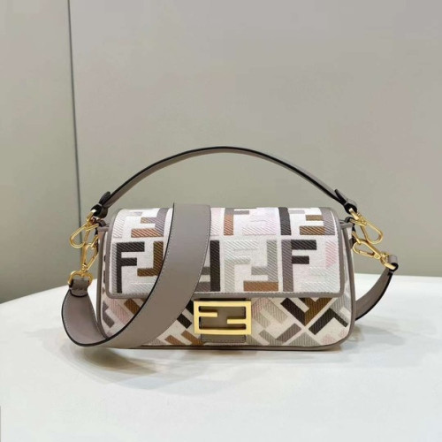 [Fendi] 펜디 바게트 미디엄