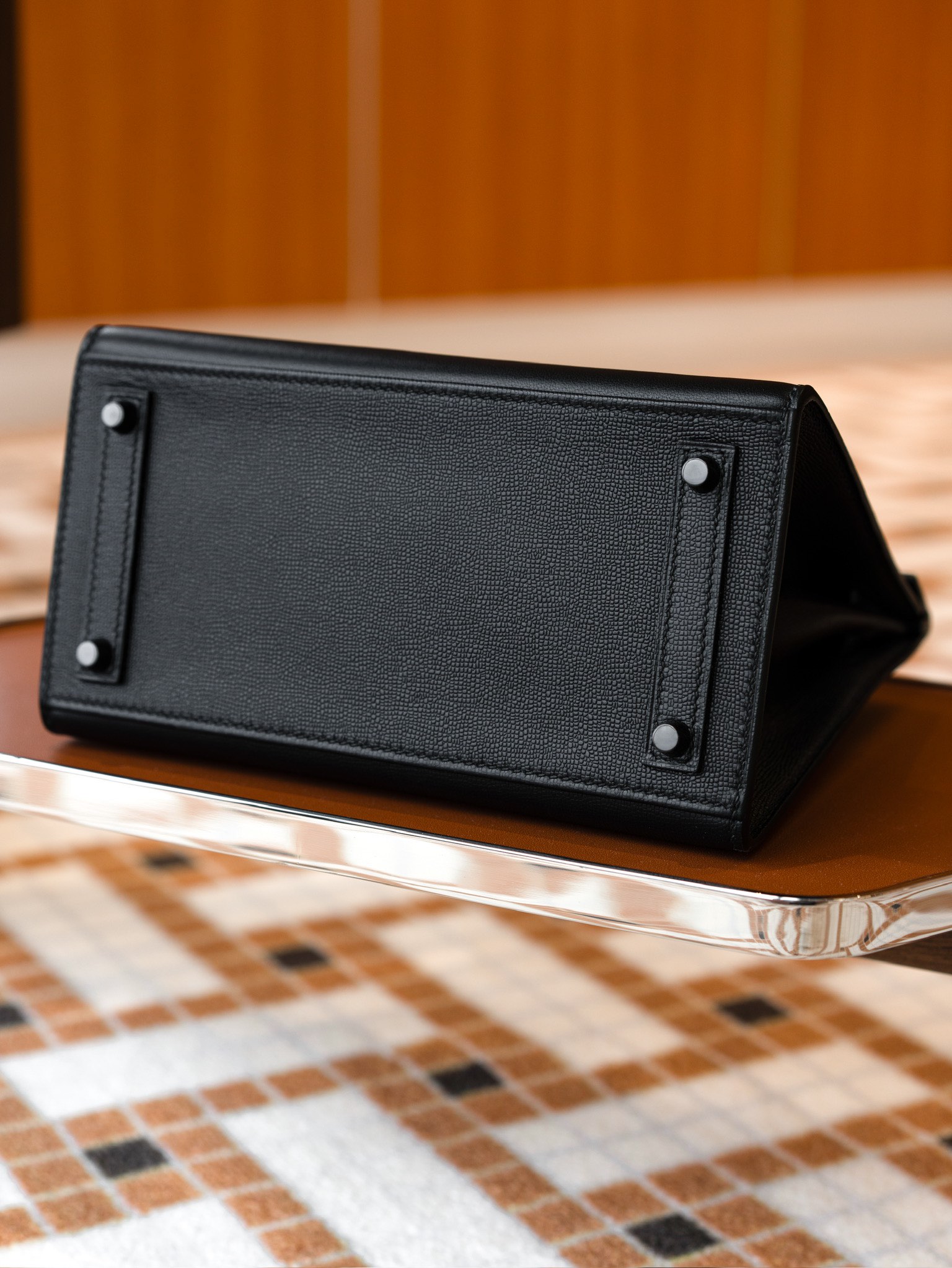 modal image 12