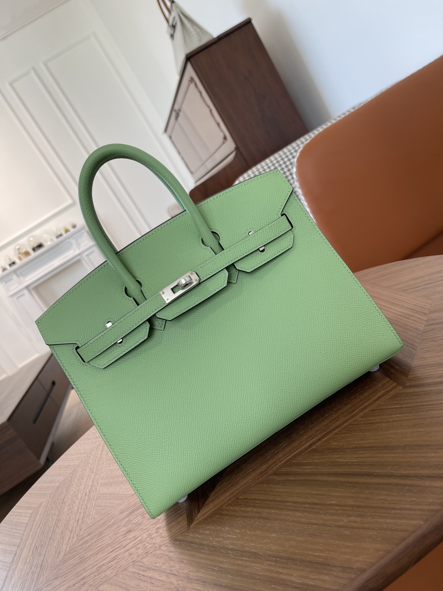 modal image 5