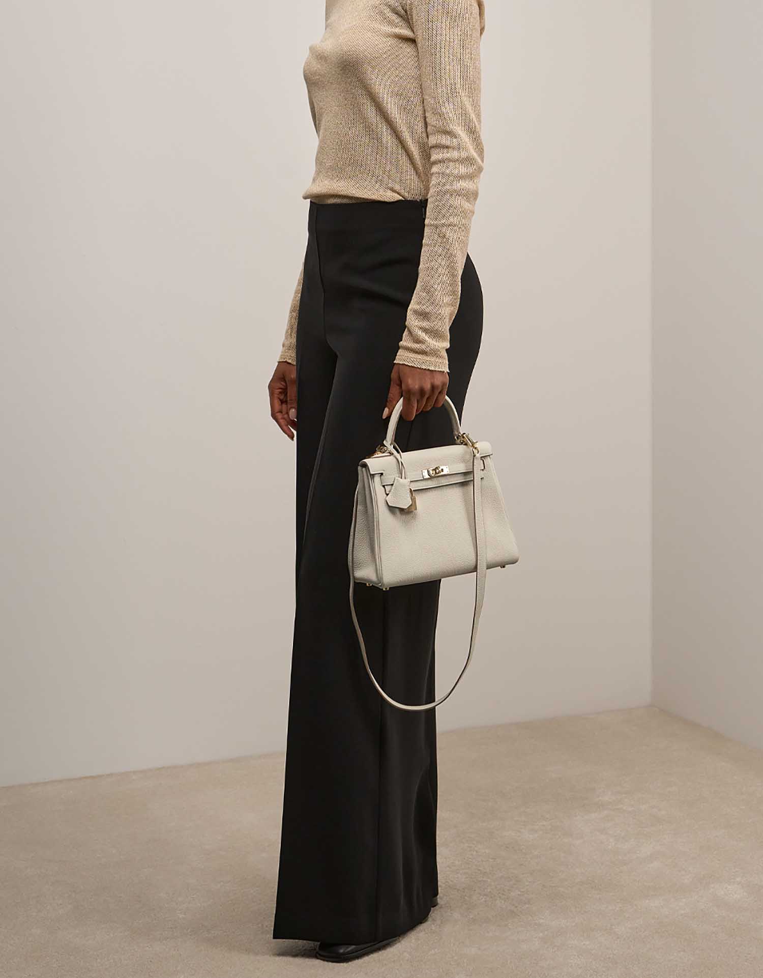 modal image 5