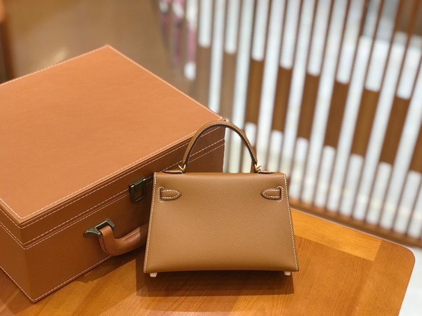 modal image 12