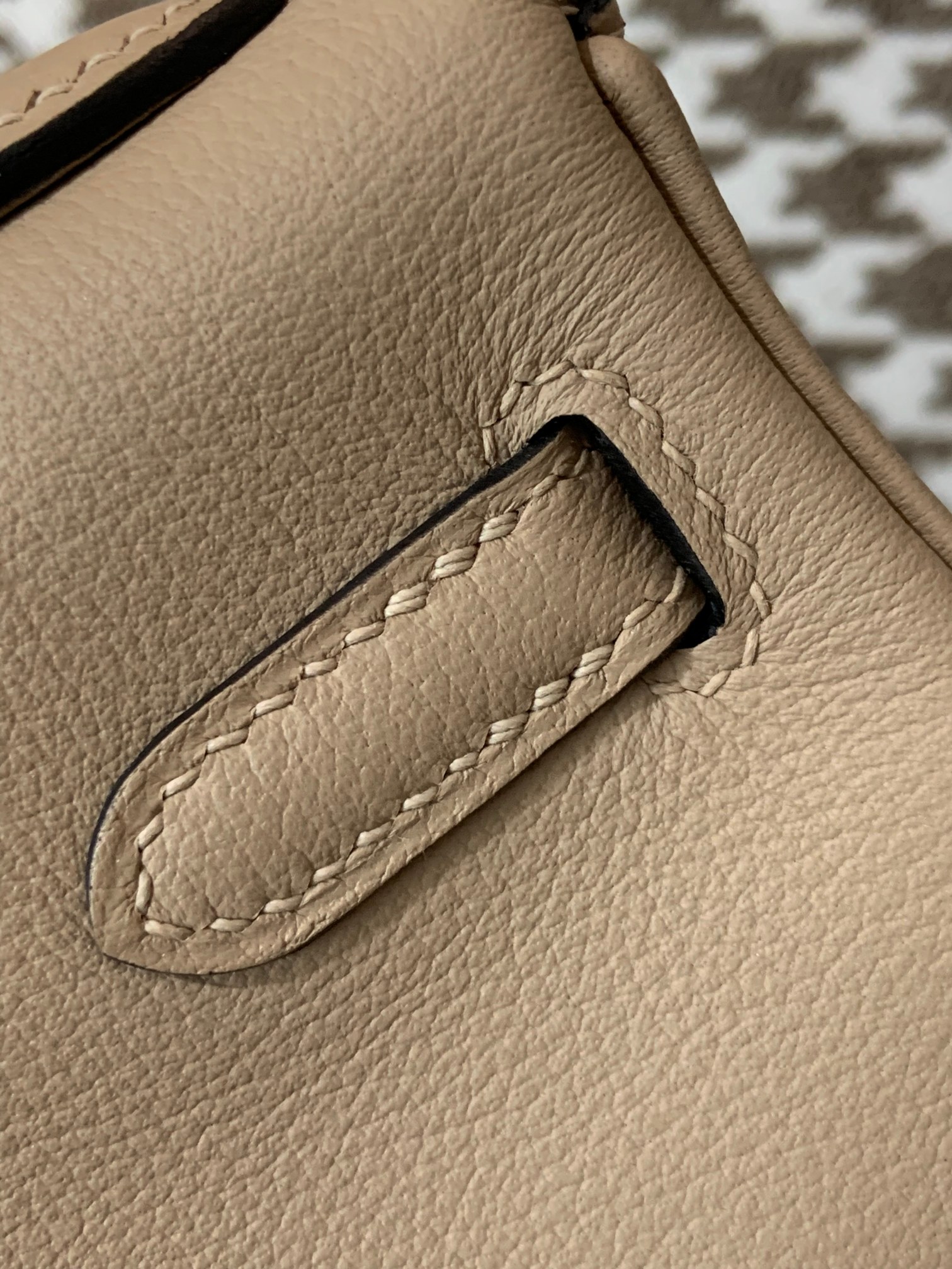 modal image 14
