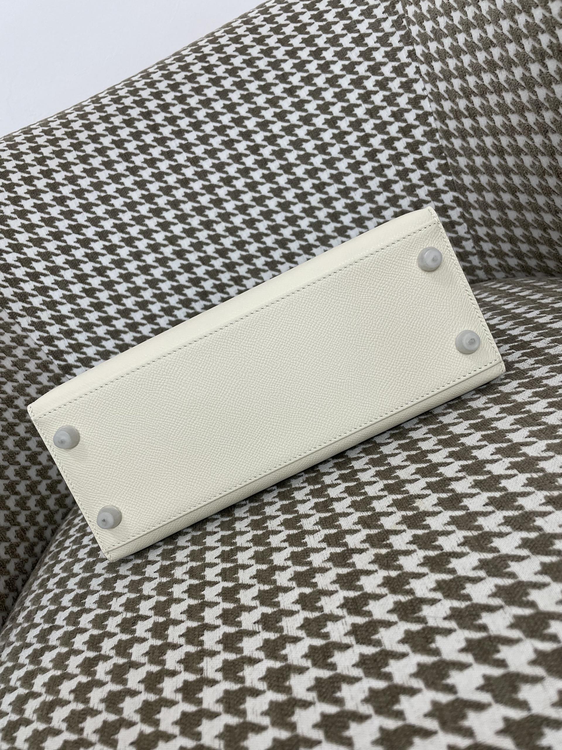 modal image 12