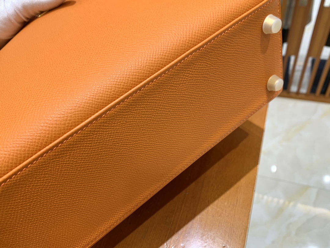 modal image 15