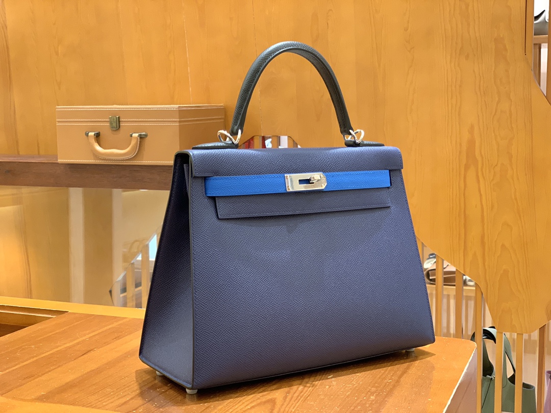 modal image 5