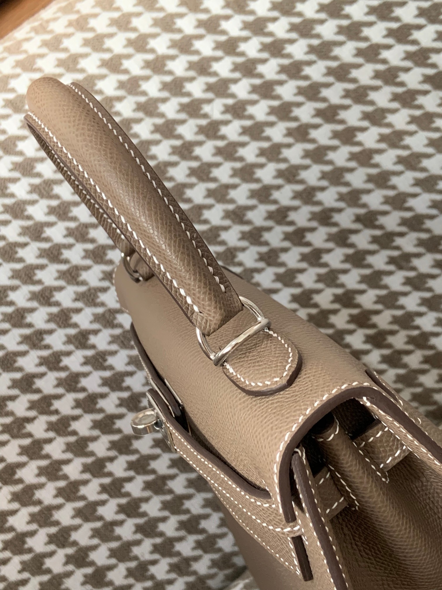 modal image 12