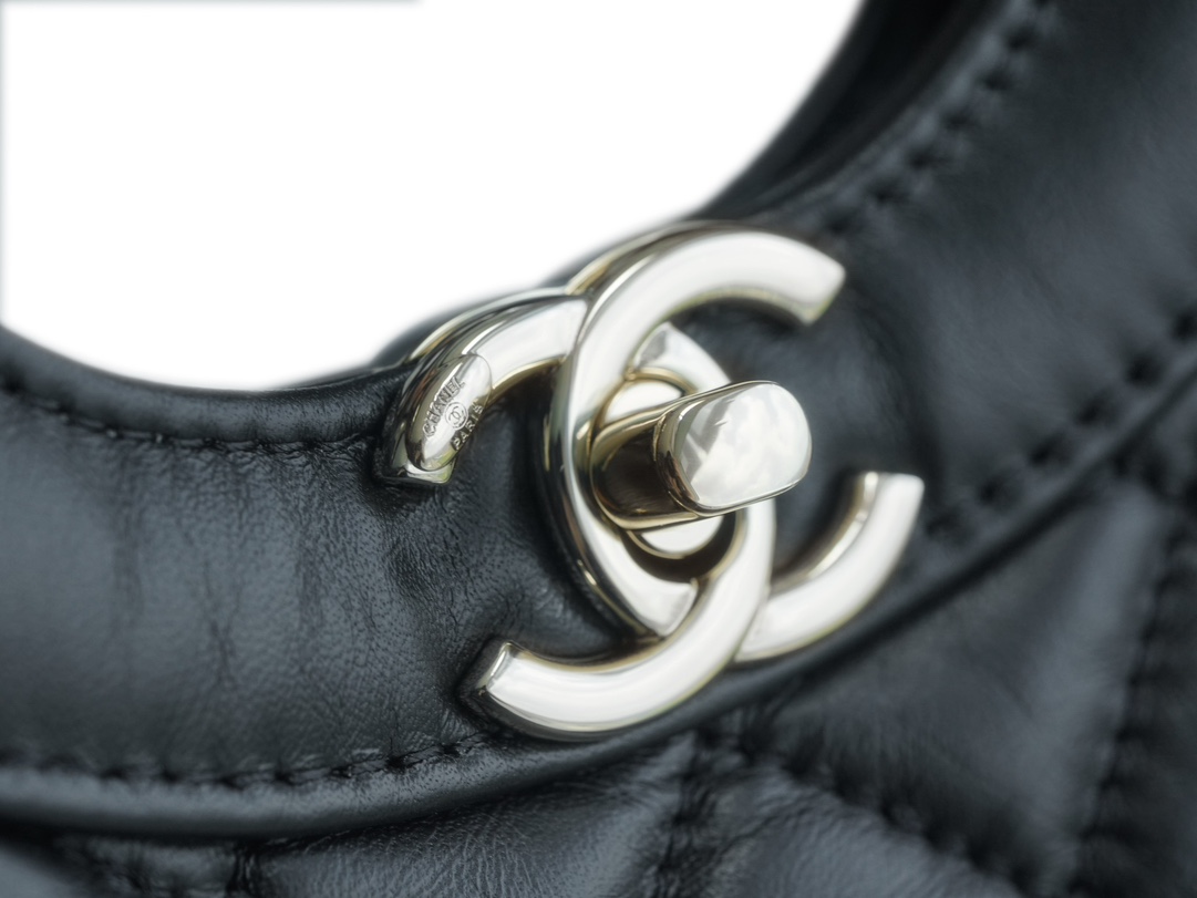 modal image 12