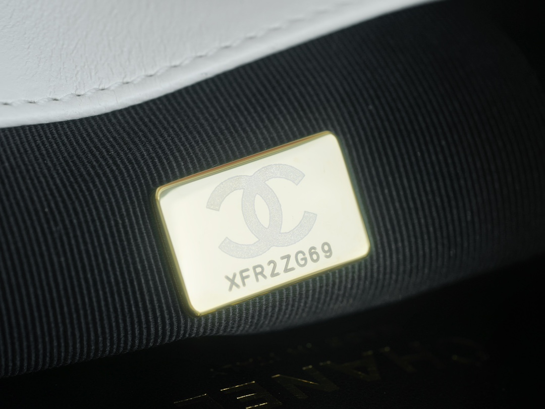 533701f7dc434.jpg