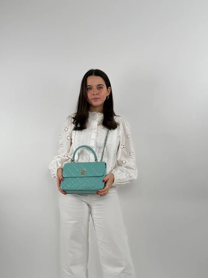 modal image 5