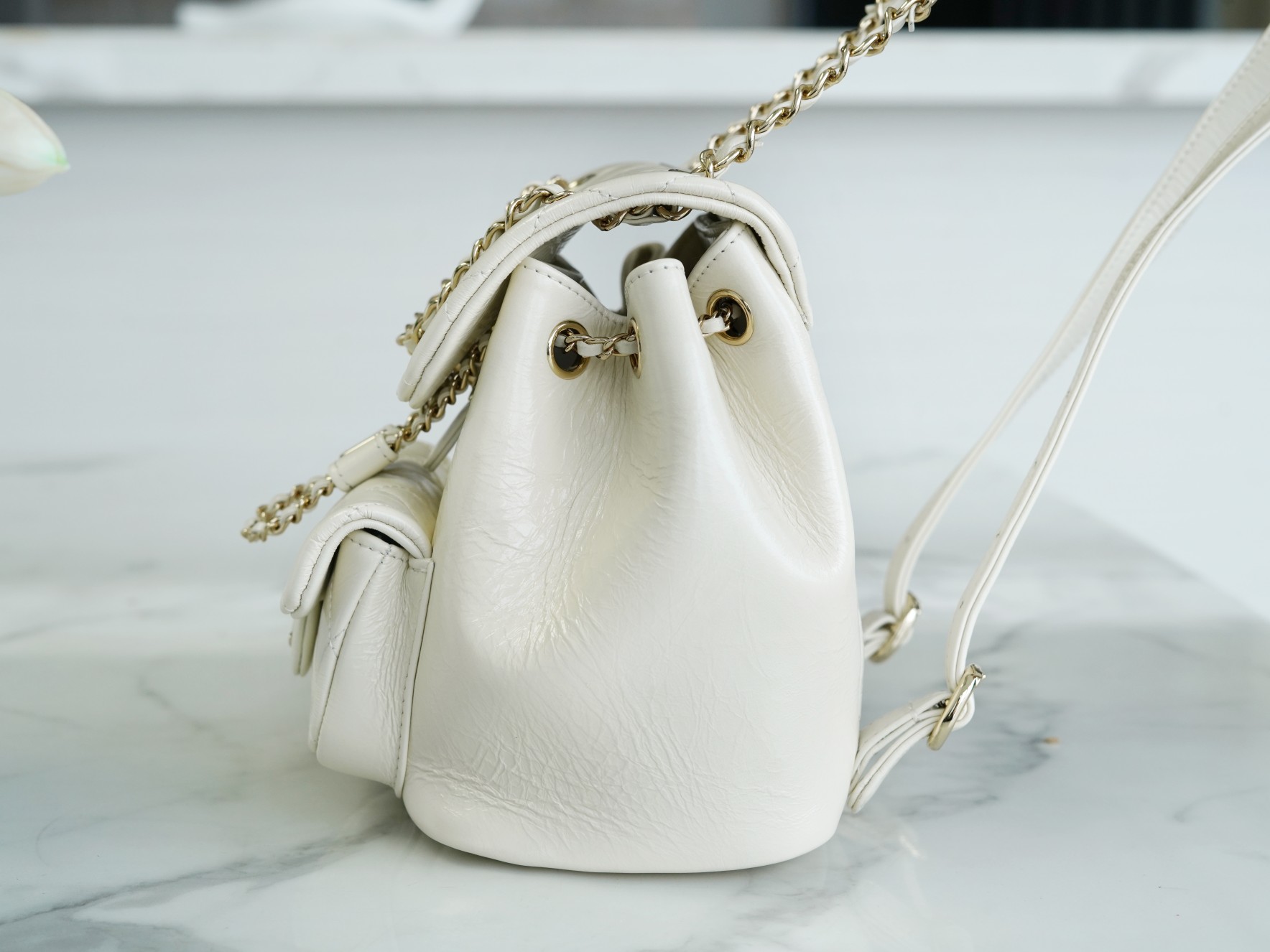 modal image 12