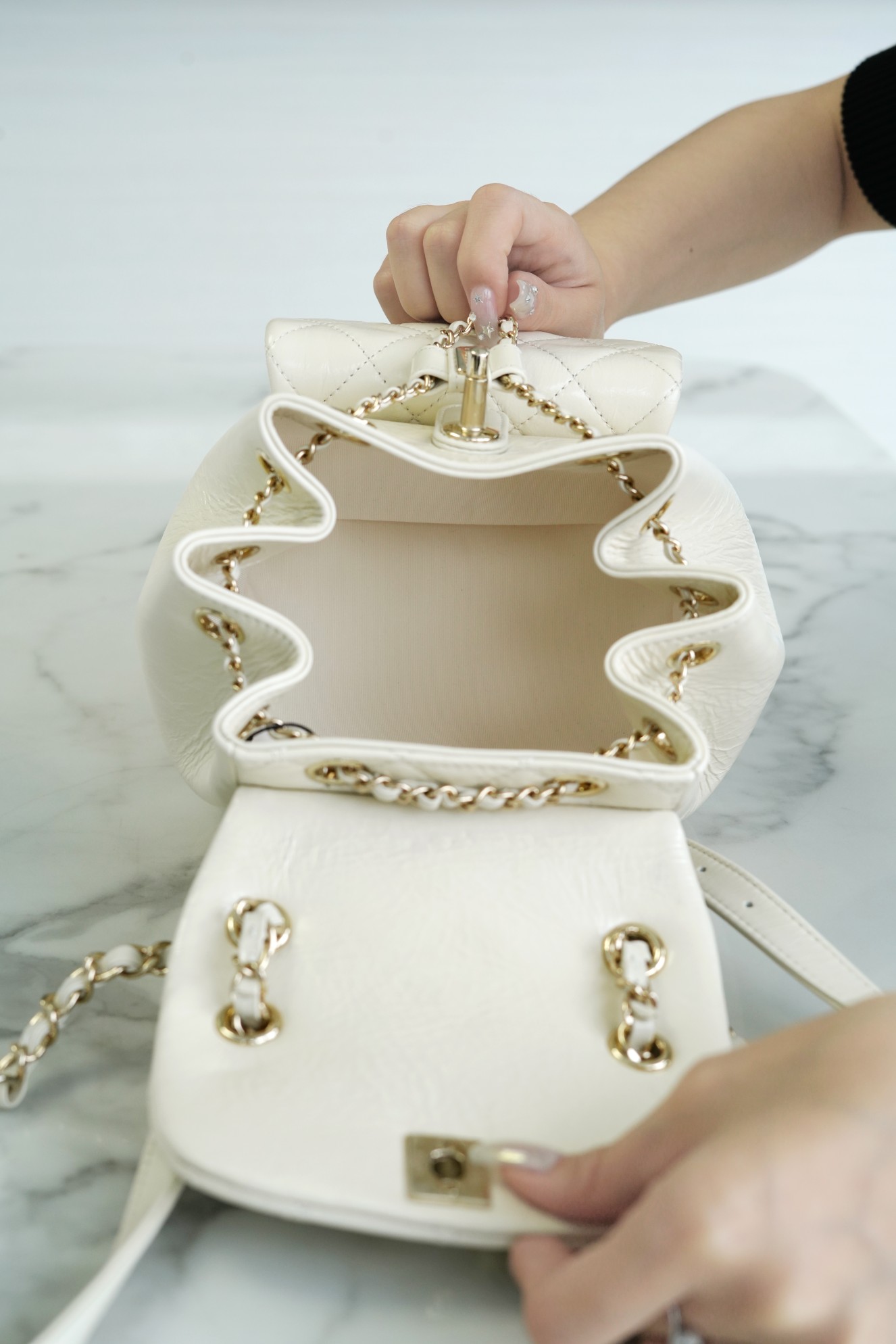 modal image 6