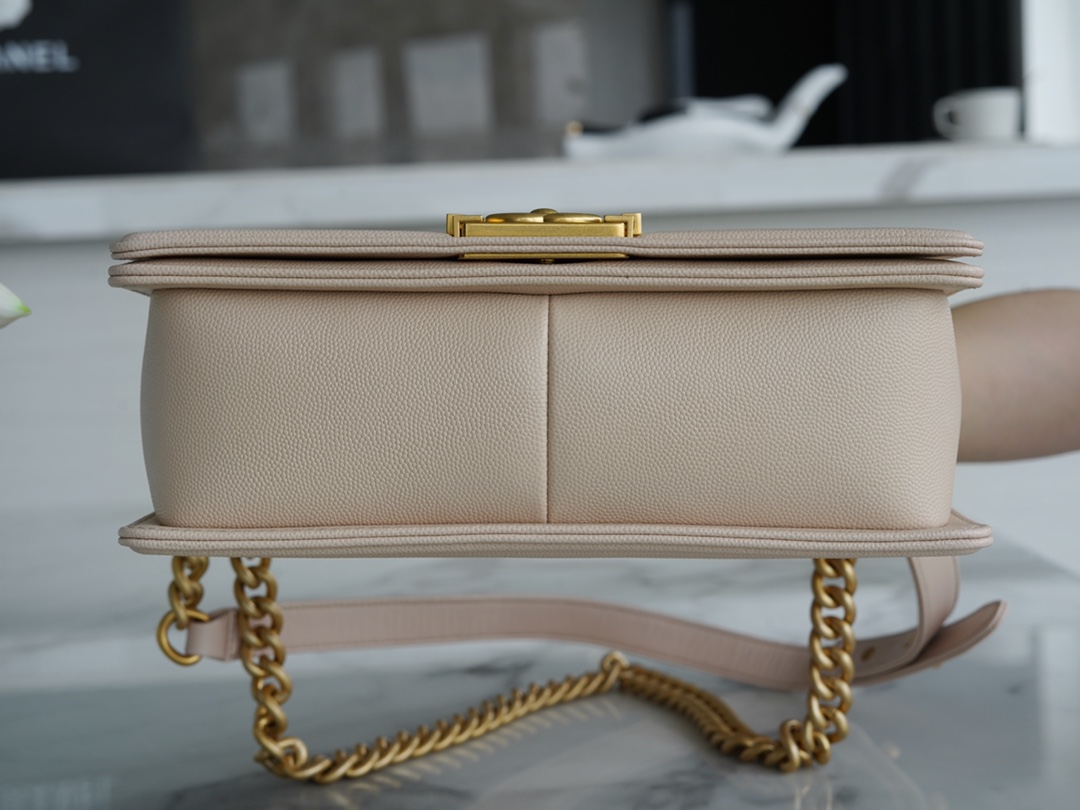 modal image 14